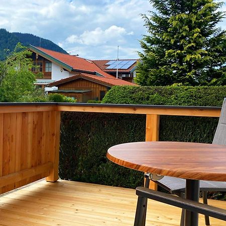 Haus Jaeger Ferienwohnungen Mit Indoor-Pool Inkl. Chiemgaukarte Ruhpolding Dış mekan fotoğraf