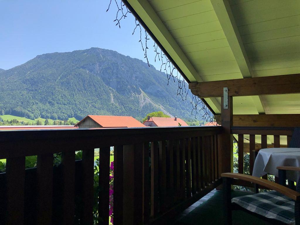 Haus Jaeger Ferienwohnungen Mit Indoor-Pool Inkl. Chiemgaukarte Ruhpolding Dış mekan fotoğraf