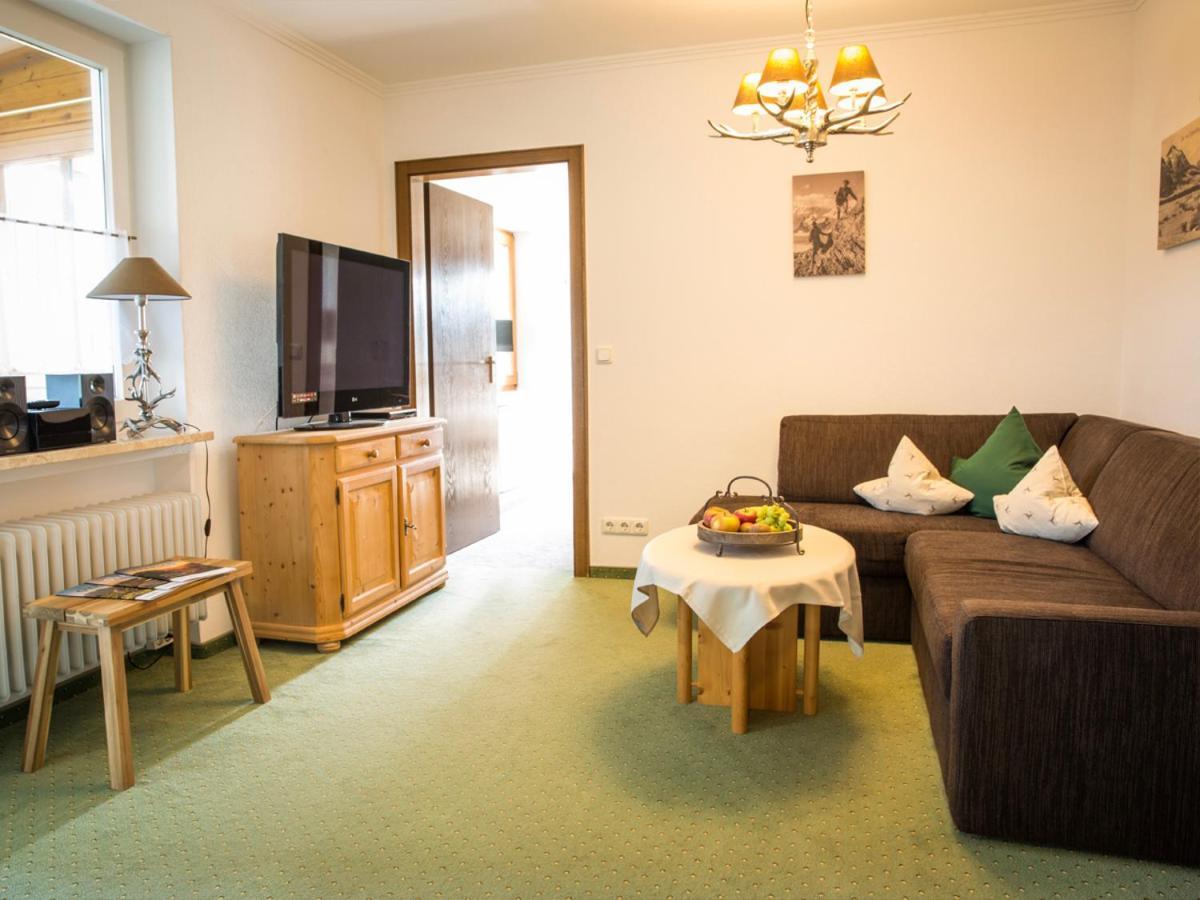 Haus Jaeger Ferienwohnungen Mit Indoor-Pool Inkl. Chiemgaukarte Ruhpolding Dış mekan fotoğraf
