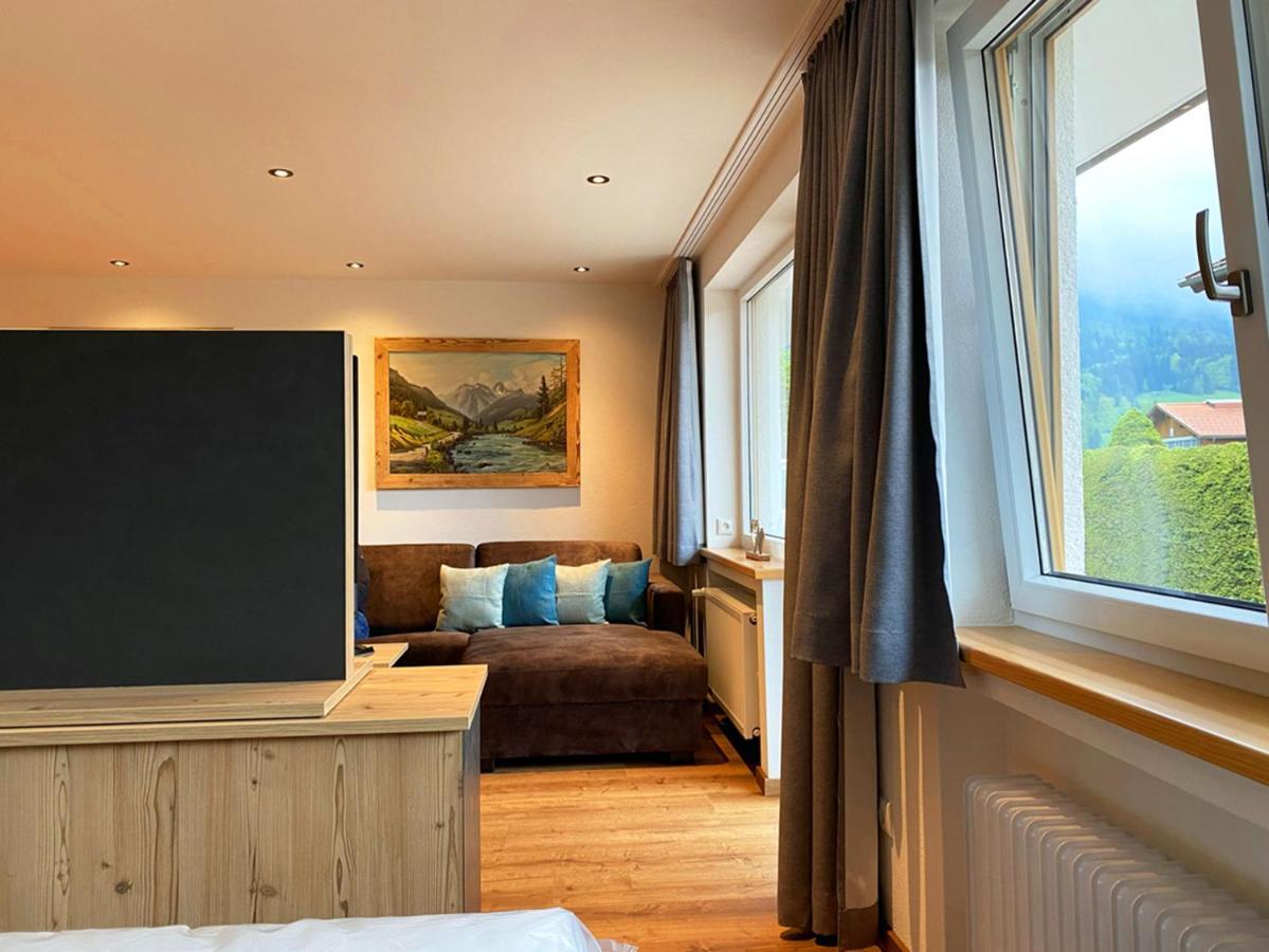 Haus Jaeger Ferienwohnungen Mit Indoor-Pool Inkl. Chiemgaukarte Ruhpolding Dış mekan fotoğraf